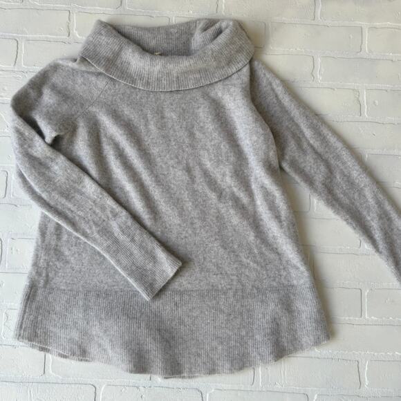 Anthropologie Moth Cashmere Grey Cowl Neck Long Sleeve Soft Sweater sz XL - Picture 1 of 6